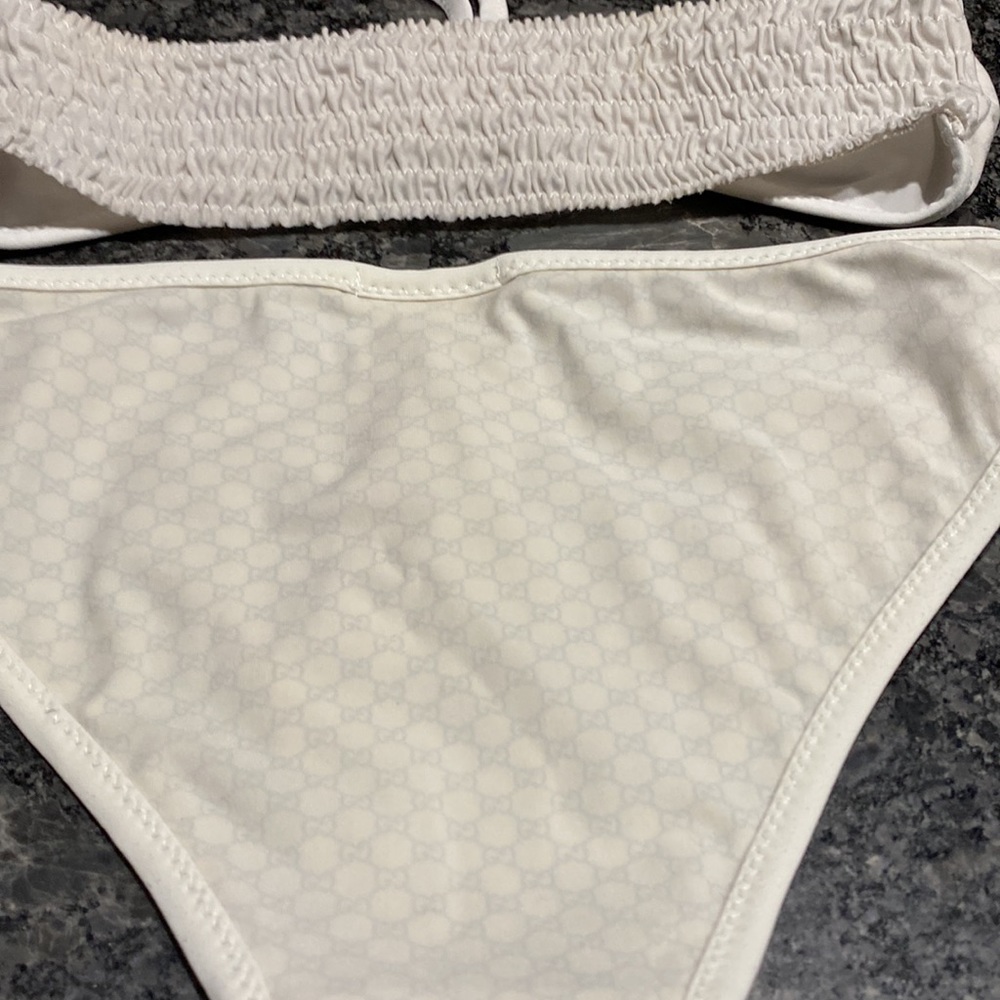 ๐ฆ Gucci Toddler GG Monogram Swimsuit - Picture 9 of 14